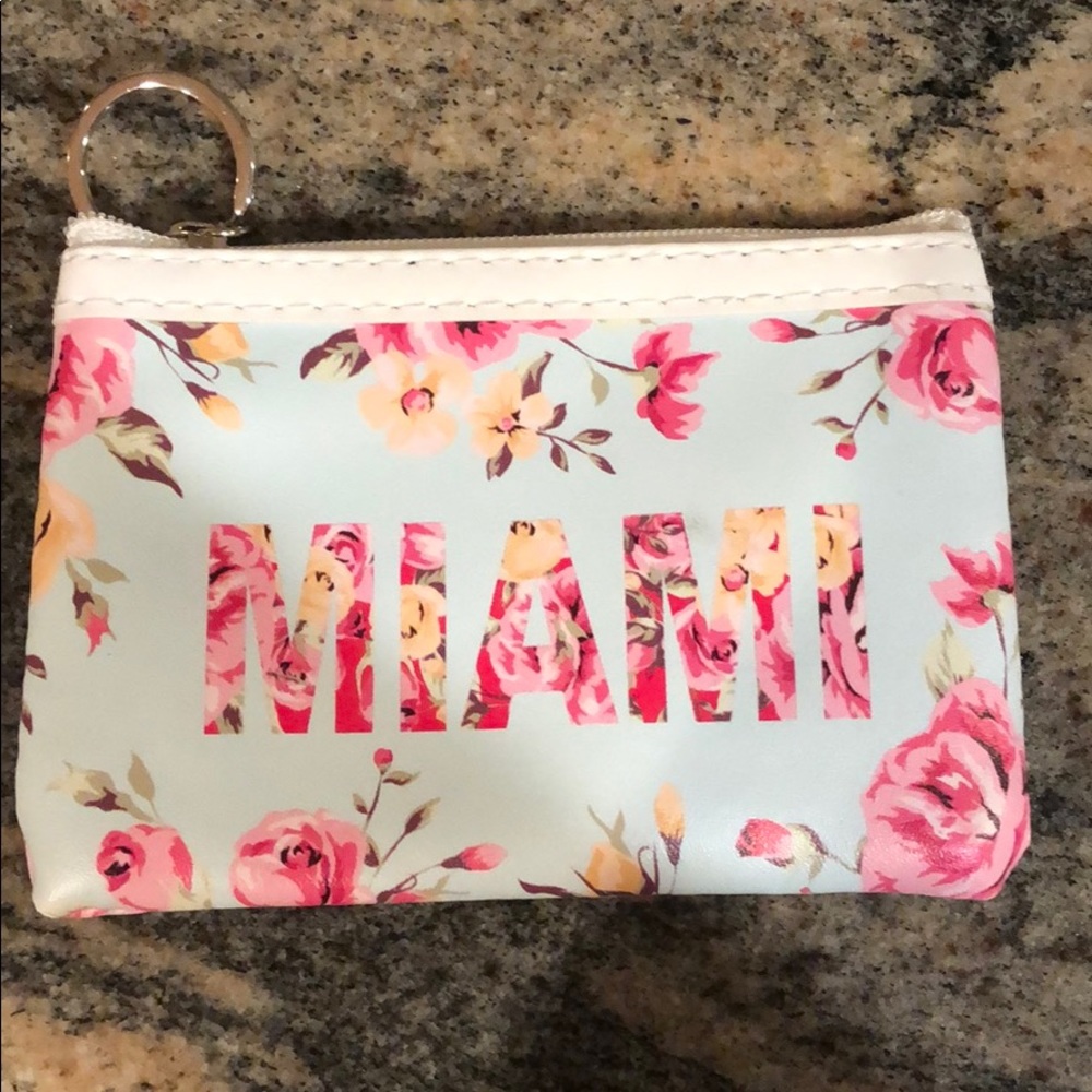 Robin Ruth Miami coin purse